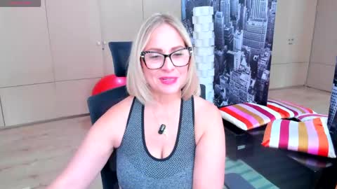 JANE TURNER MILF online show from May 2026 01:06:01 PM