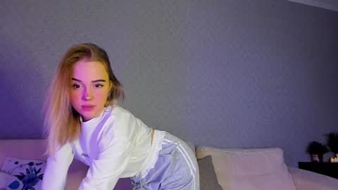 Snapshot of janice_sweet chatting on December 2024 02:13:02 AM Janice online show from December 2024 02:13:02 AM