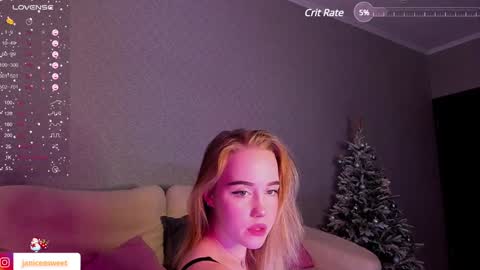 Snapshot of janice_sweet chatting on December 2024 03:47:02 AM Janice online show from December 2024 03:47:02 AM