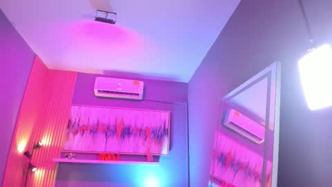 Snapshot of janinne_lu chatting on February 2026 11:03:01 AM Janinne online show from February 2026 11:03:01 AM