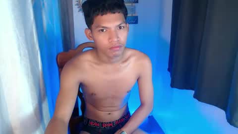 janlloyd04 online show from September 2025 03:09:02 AM