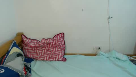 janlloyd04 online show from November 2025 08:31:02 AM