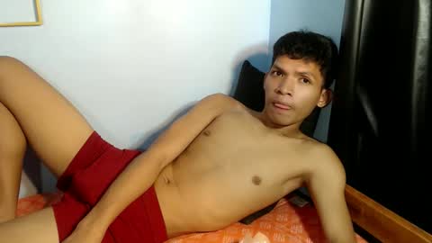 janlloyd04 online show from May 2026 09:04:02 AM