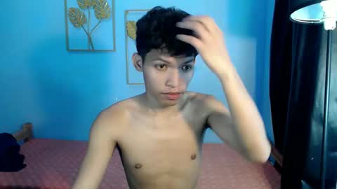 janlloyd04 online show from May 2026 04:52:01 AM