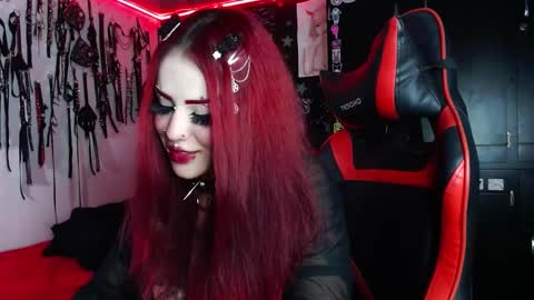      online show from December 2024 04:58:02 AM