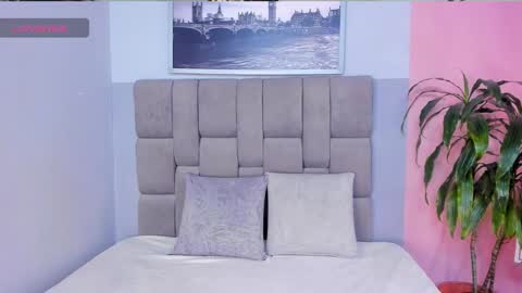 Janna online show from December 2025 10:57:01 AM