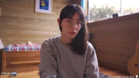 Snapshot of janne_maybe chatting on February 2025 05:04:02 PM jmaybe e online show from February 2025 05:04:02 PM