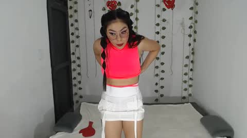 Monik online show from March 2025 10:02:02 AM