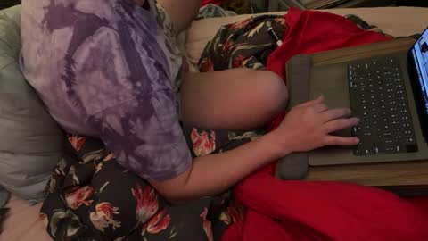 jaqenhghr online show from December 2024 04:22:02 AM