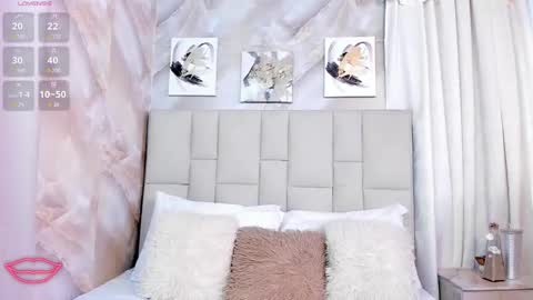 Jaslyn online show from November 2025 05:48:01 PM