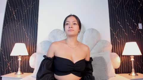 Jaslyn online show from April 2026 05:15:02 PM