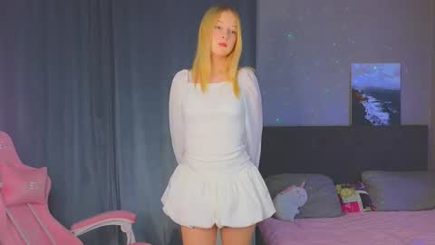 Snapshot of jasmibaby chatting on January 2026 11:59:02 AM Jasmi online show from January 2026 11:59:02 AM