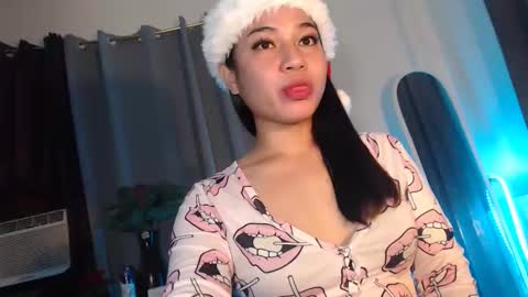 JASMINE online show from December 2025 06:57:02 PM