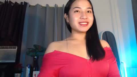 JASMINE online show from December 2025 10:44:02 AM