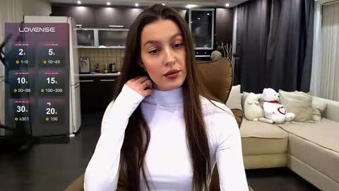 Jasmine online show from June 2026 08:10:02 PM