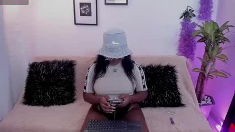 Instagram jasminecampbell1  online show from April 2026 10:04:02 PM