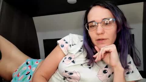jasmineelizabeth online show from January 2025 07:32:01 AM