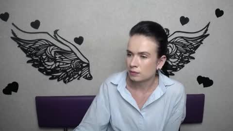 JasmineKouch online show from September 2025 05:27:01 PM