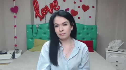 JasmineKouch online show from April 2026 06:20:01 PM