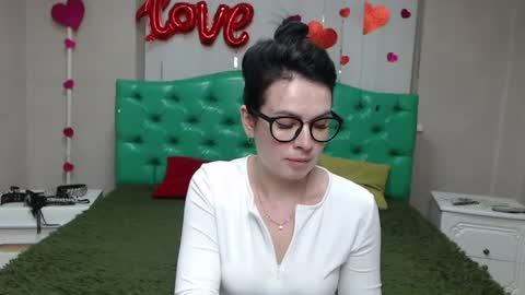 JasmineKouch online show from July 2026 06:34:02 PM