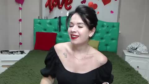 JasmineKouch online show from July 2026 06:25:02 PM