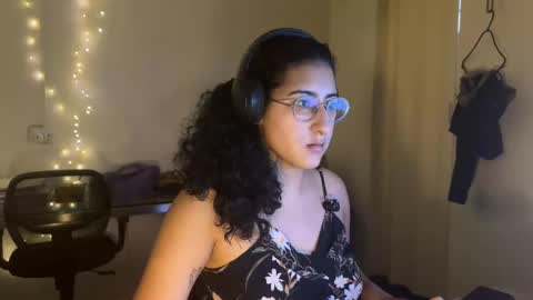 Jasmine online show from May 2026 07:55:02 PM