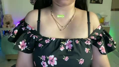 Snapshot of jasminevibe chatting on July 2026 05:28:01 AM jasminevibe online show from July 2026 05:28:01 AM
