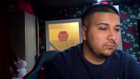 jasonsua21 online show from April 2026 02:47:01 AM