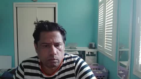 jassim82 online show from December 2025 09:21:02 PM