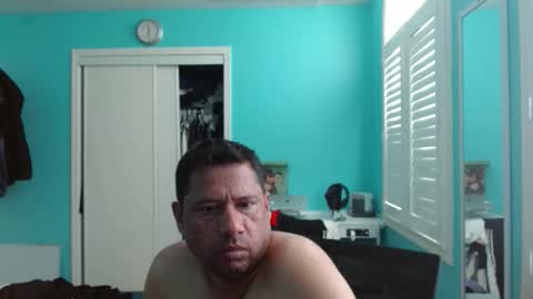 jassim82 online show from April 2026 11:00:01 PM