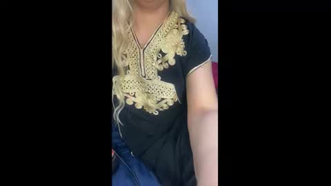 Snapshot of jassmina_7 chatting on November 2025 03:54:02 PM Jassmina online show from November 2025 03:54:02 PM