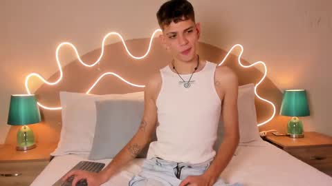 J A S S O N  online show from October 2025 03:19:02 PM