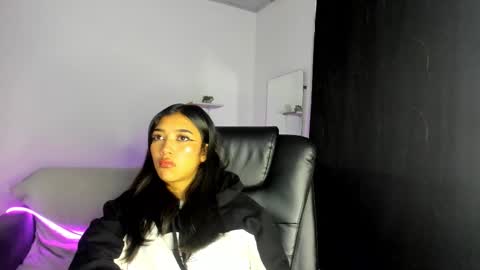 Jaulyn online show from March 2026 11:05:02 AM