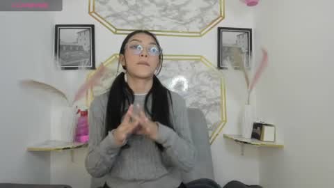 Jaulyn online show from June 2026 07:29:01 PM