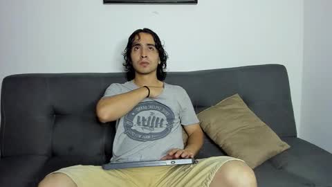 jave_rave online show from November 2025 04:03:02 AM