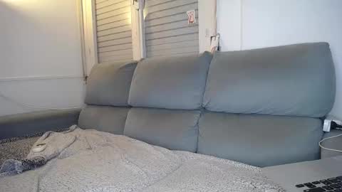 Javier  online show from February 2025 10:36:02 PM