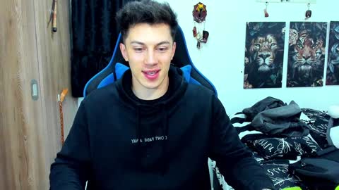 Snapshot of javiersexymann chatting on December 2024 12:45:02 AM Javier online show from December 2024 12:45:02 AM