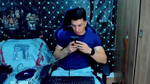 Snapshot of javiersexymann chatting on February 2026 03:11:01 AM Javier online show from February 2026 03:11:01 AM