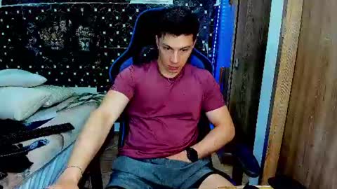 Javier online show from July 2026 05:47:01 AM