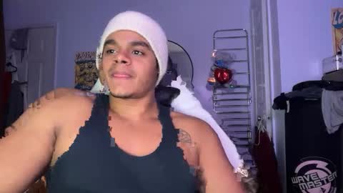 Snapshot of javiricorich chatting on October 2025 03:54:02 AM javiSdick online show from October 2025 03:54:02 AM