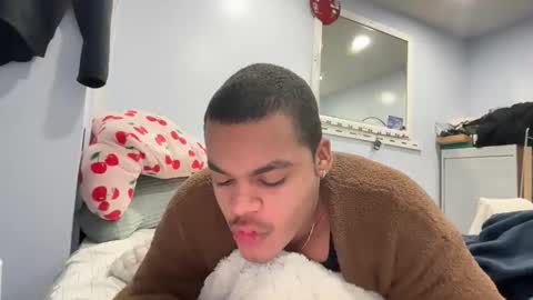 Snapshot of javiricorich chatting on February 2026 07:01:02 PM javiSdick online show from February 2026 07:01:02 PM