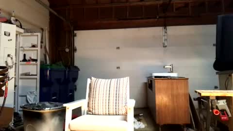 Jaws  online show from October 2025 04:54:01 AM