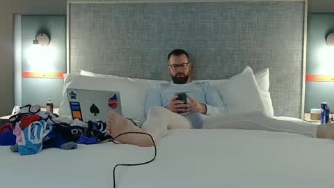 Snapshot of jaxxxspade chatting on December 2024 01:25:01 AM Jaxxx Spade online show from December 2024 01:25:01 AM