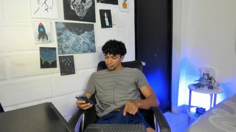 Jay online show from April 2026 07:18:02 PM