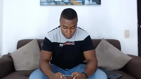 Snapshot of jay_smit chatting on December 2024 11:41:02 PM jay smit online show from December 2024 11:41:02 PM