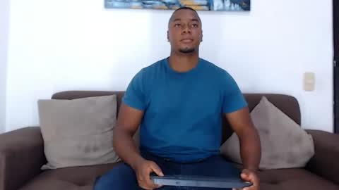 Snapshot of jay_smit chatting on January 2025 11:56:02 PM jay smit online show from January 2025 11:56:02 PM