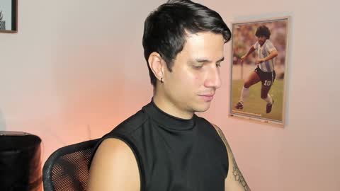 Jay Alvarrez online show from February 2025 10:10:02 PM