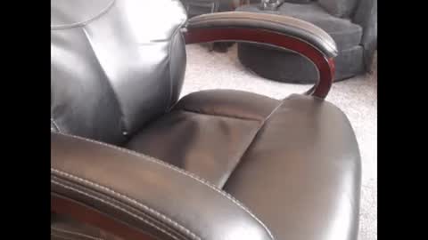 Snapshot of jayboo777 chatting on February 2025 08:03:01 PM sissy gurl online show from February 2025 08:03:01 PM