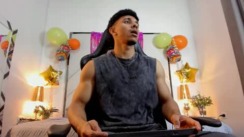Snapshot of jaydenvance chatting on May 2026 05:15:01 AM JAYDEN online show from May 2026 05:15:01 AM