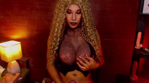 Snapshot of jayetan chatting on September 2025 01:02:01 PM jayetan online show from September 2025 01:02:01 PM